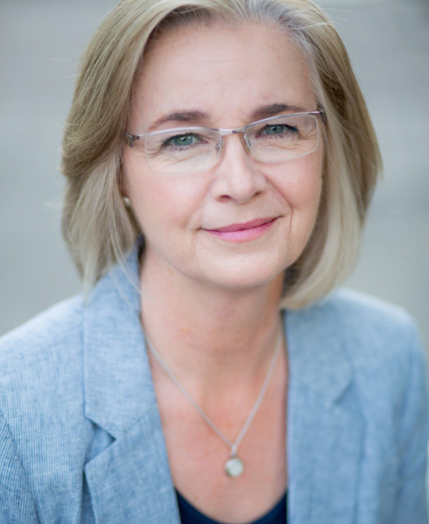 Lisa Paxton