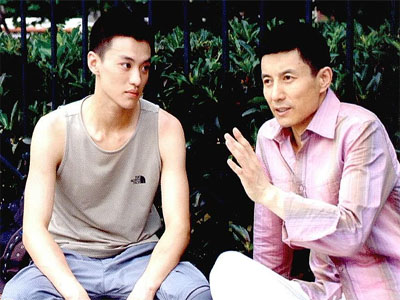 Yiwei Zhou