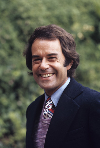 Laurence Luckinbill