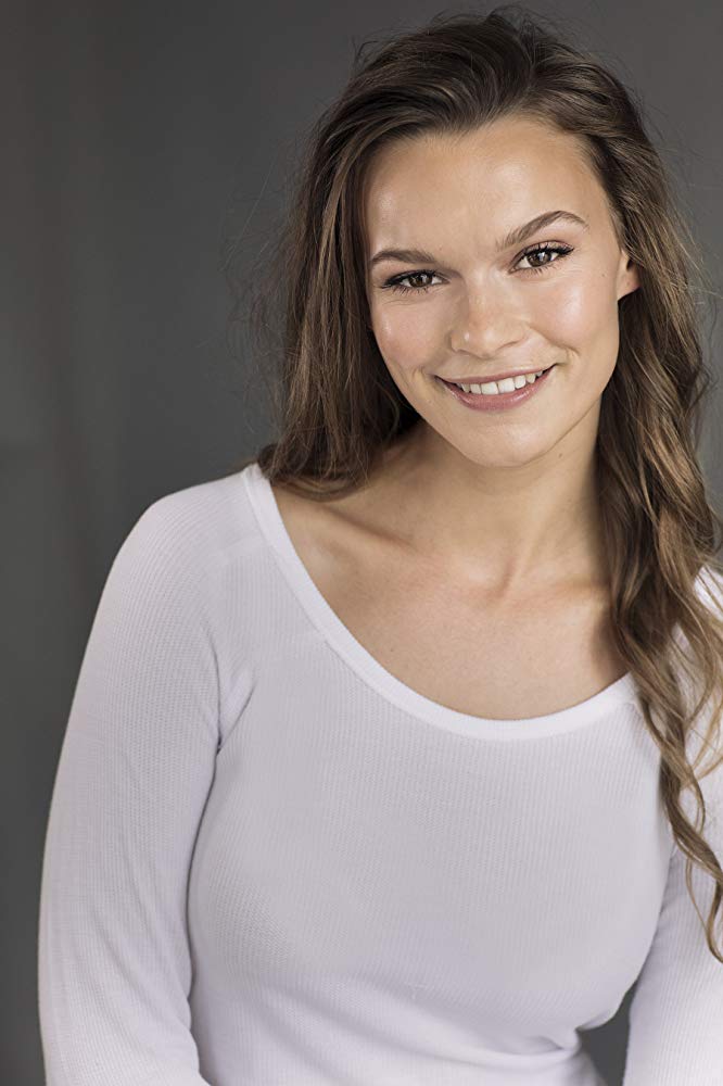 Anna-Maree Thomas