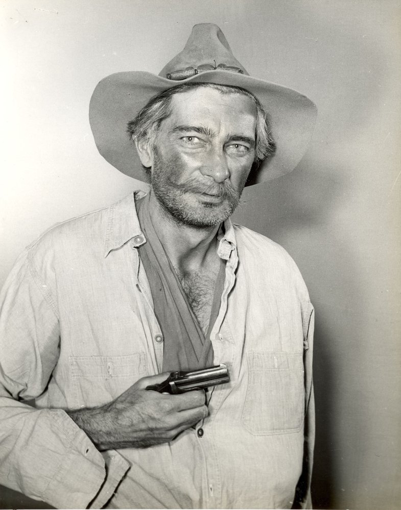 Royal Dano