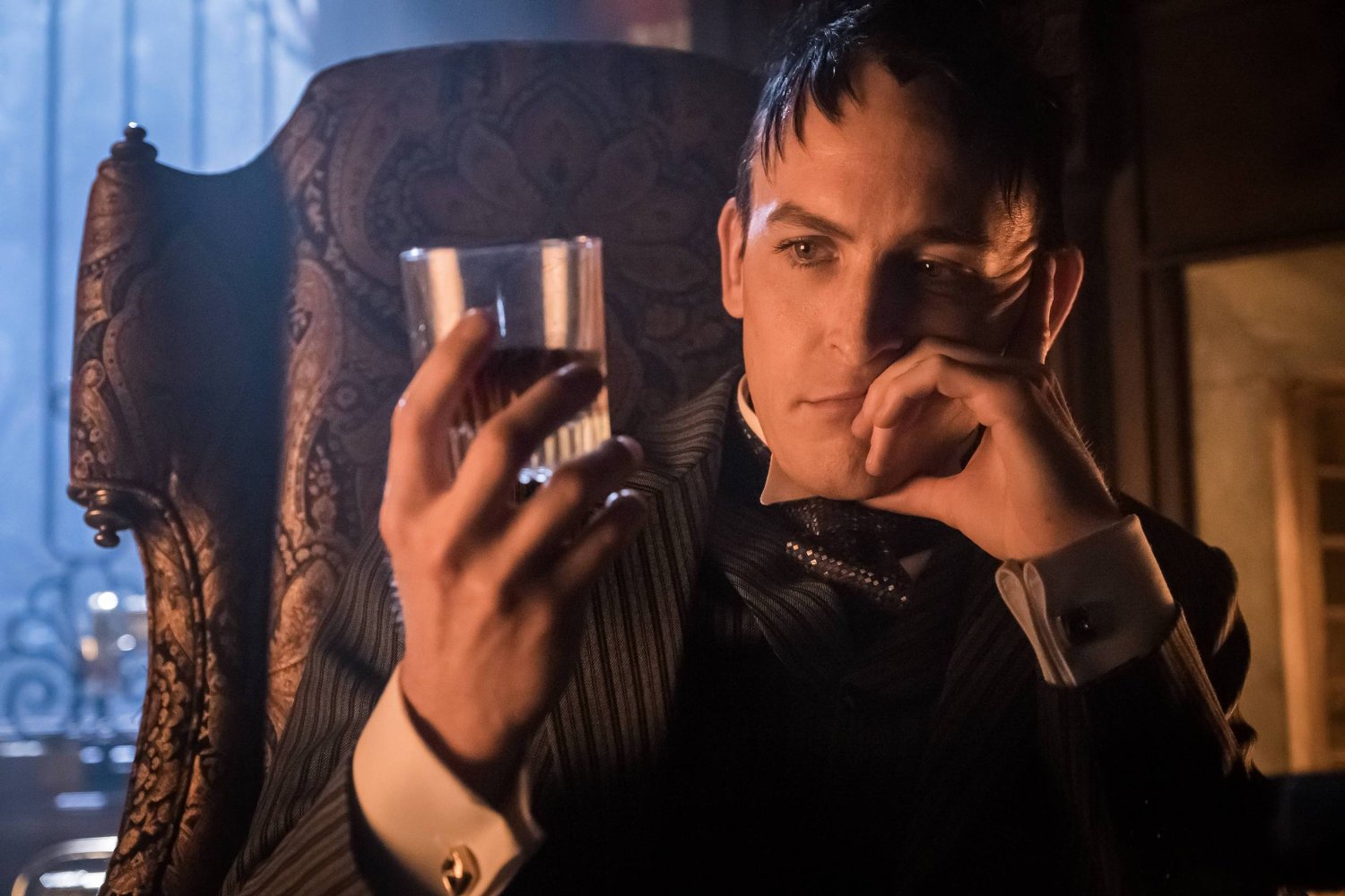 Robin Lord Taylor