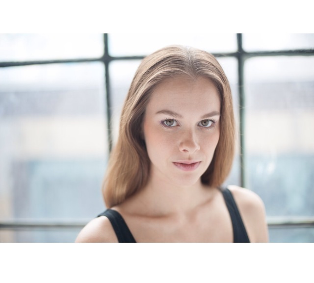 Julia Vally