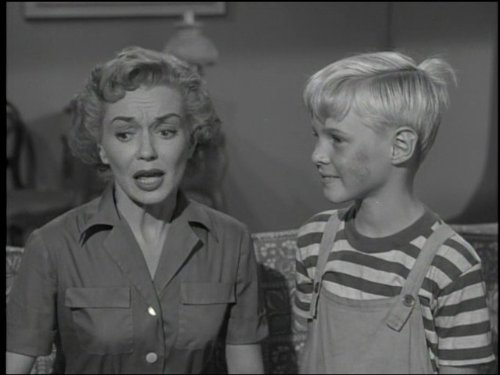 Gloria Henry