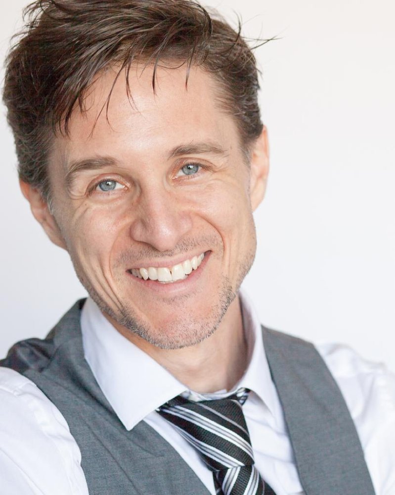 Yuri Lowenthal