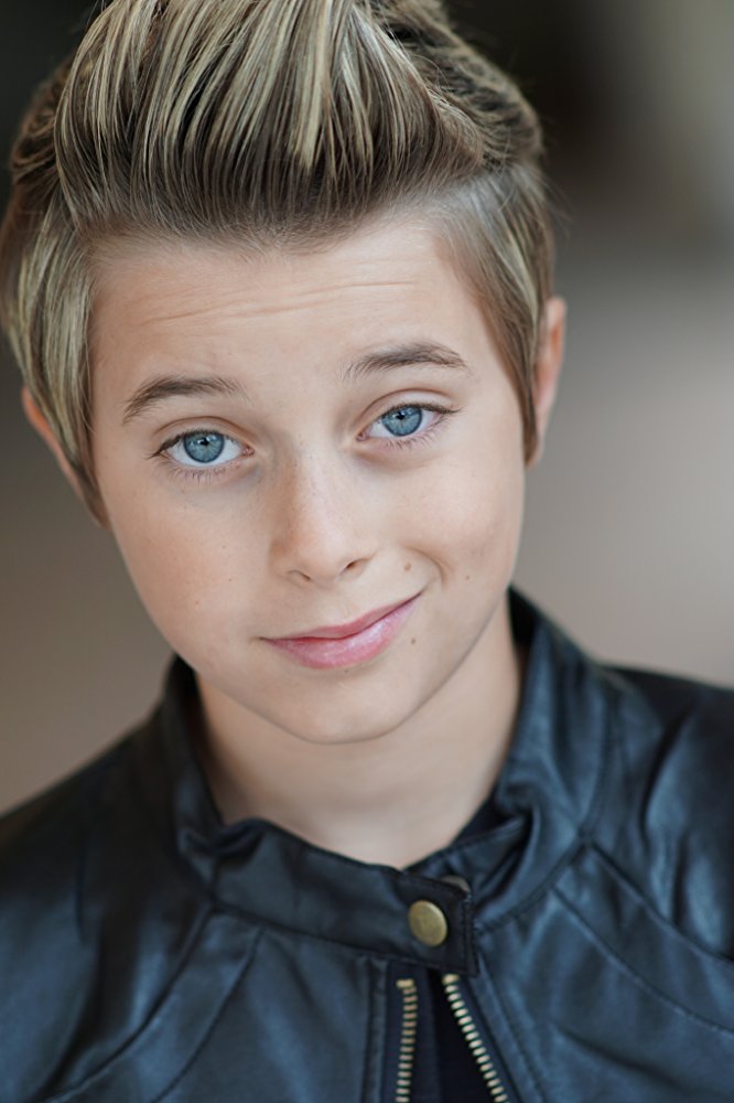 Gavin Magnus