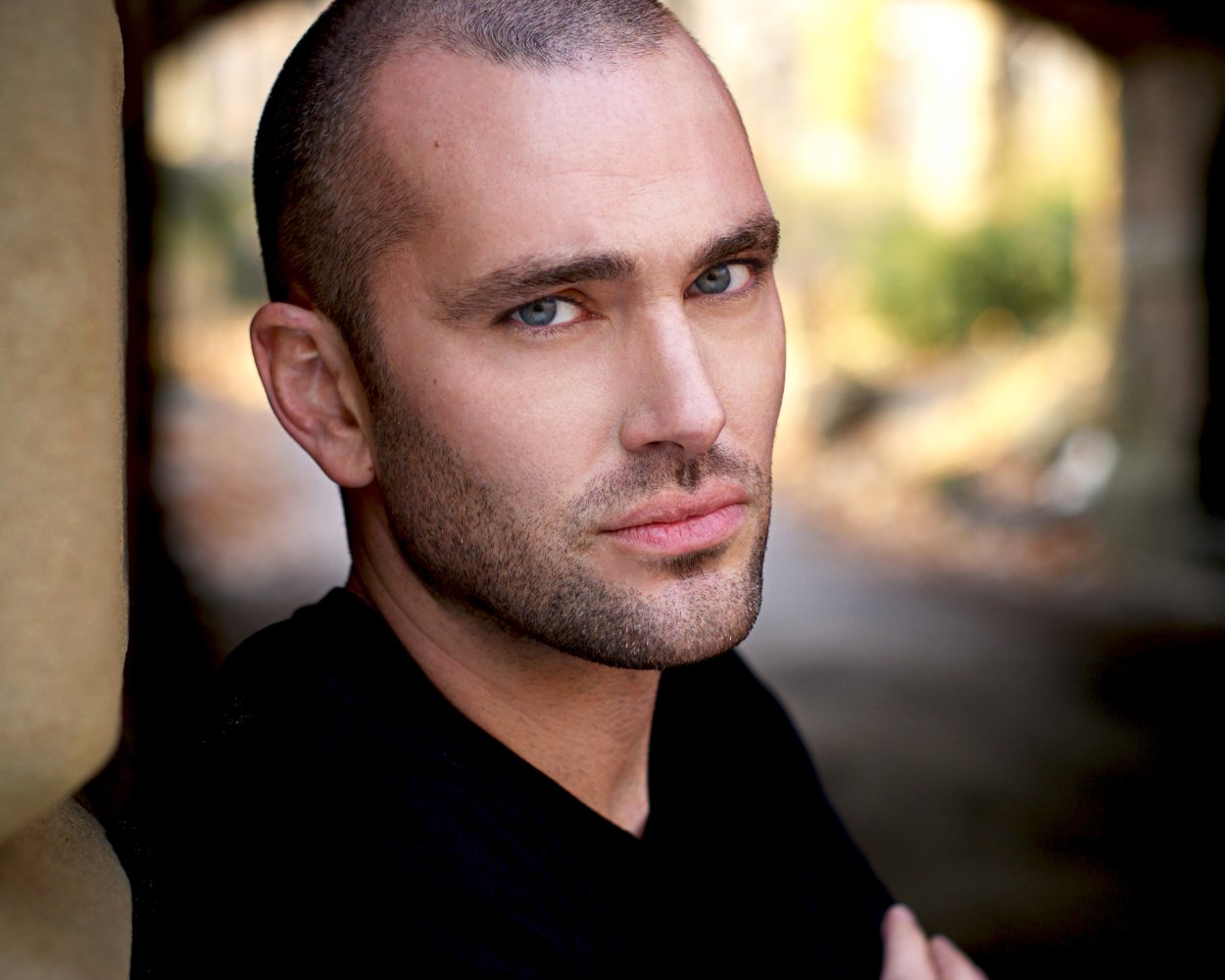 Evan Leone