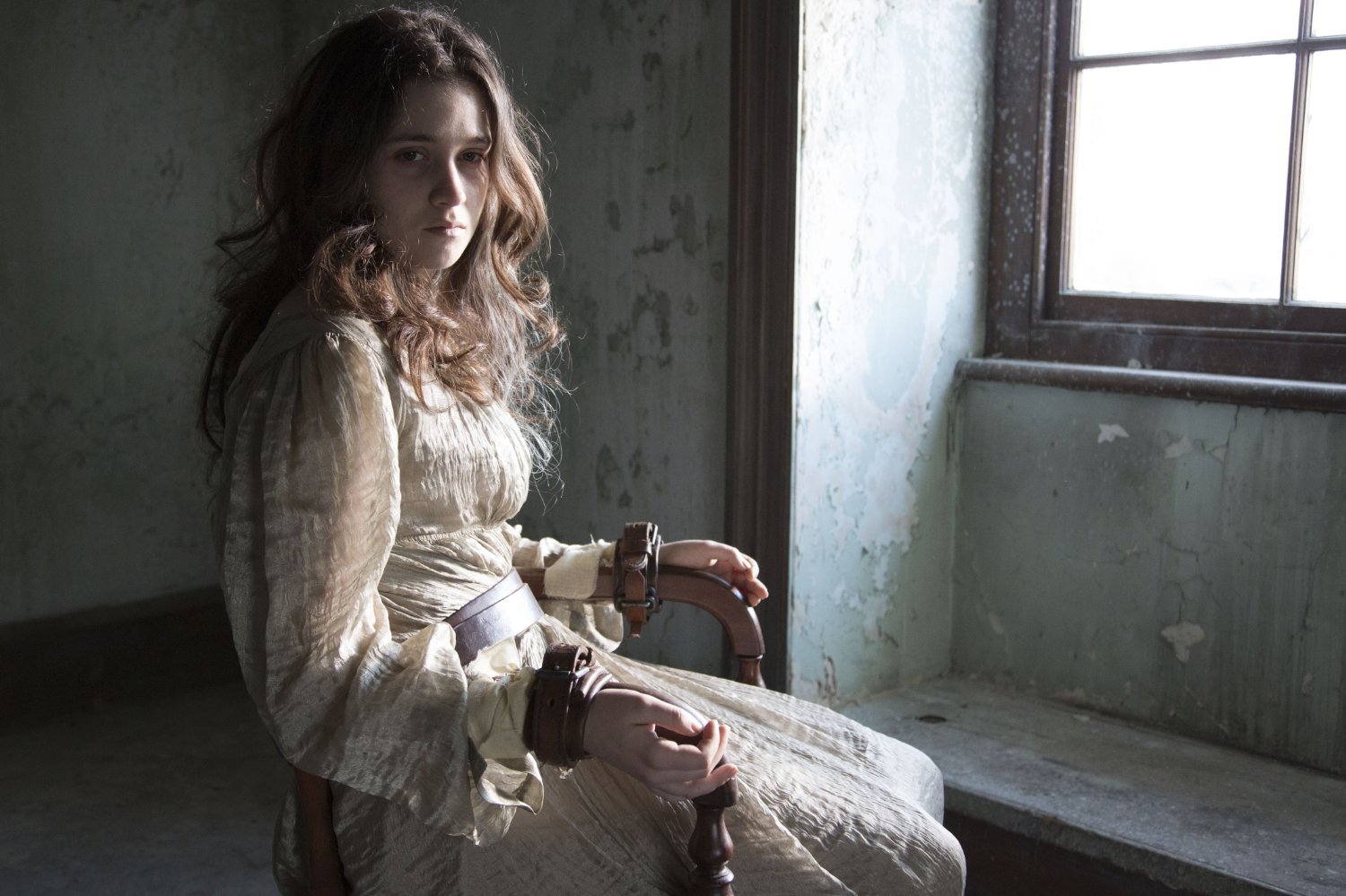 Alice Englert