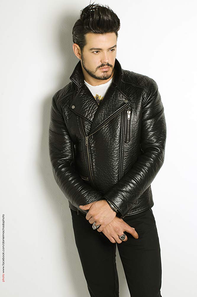Ache Hernandez