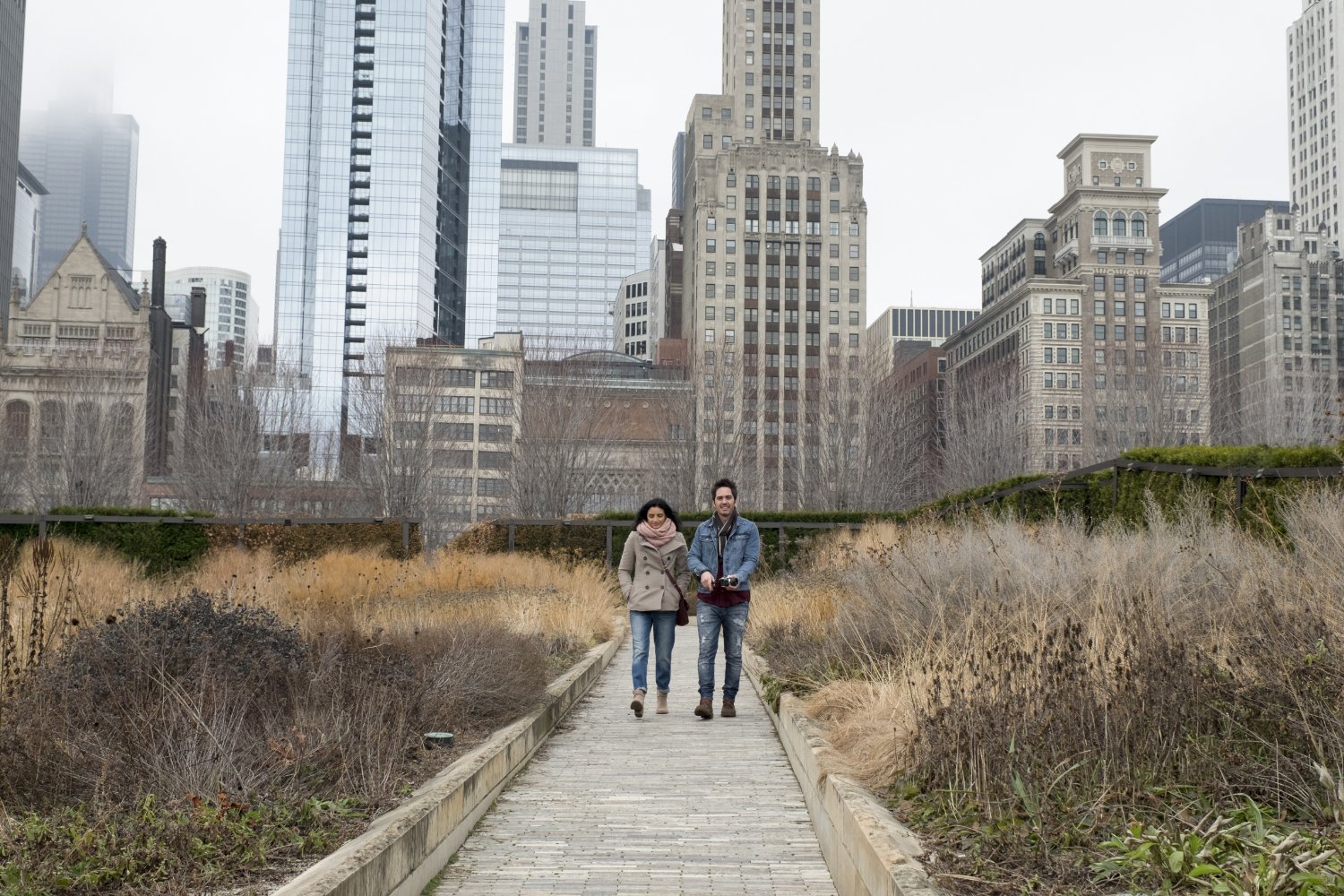 Aislinn Derbez