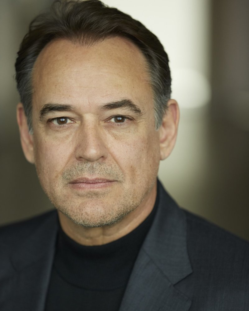 Jon Lindstrom