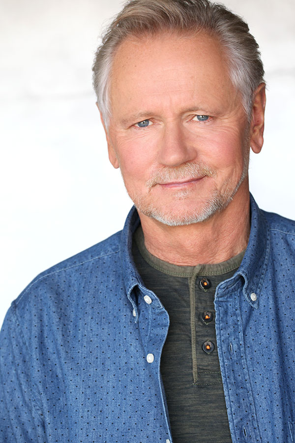 Lowell Dean