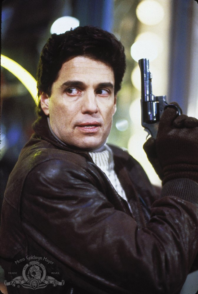 Chris Sarandon